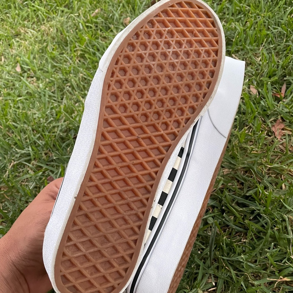 New Checker Sk8-Hi Vans Checker Print Size 7.5 New - image 4